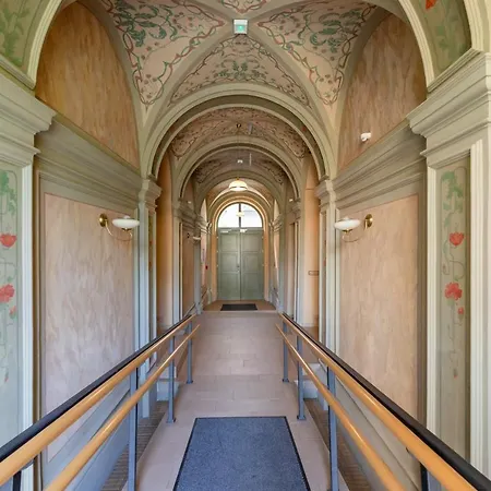 Opera Krakowska Διαμέρισμα *